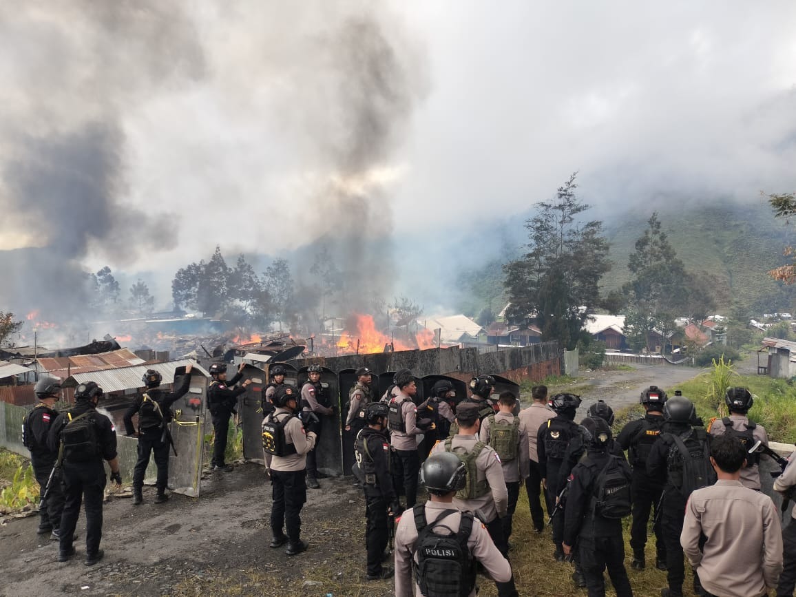 kabid humas polda papua aksi saling serang terjadi saat hari pencoblosan di puncak jaya papua tengah 81362