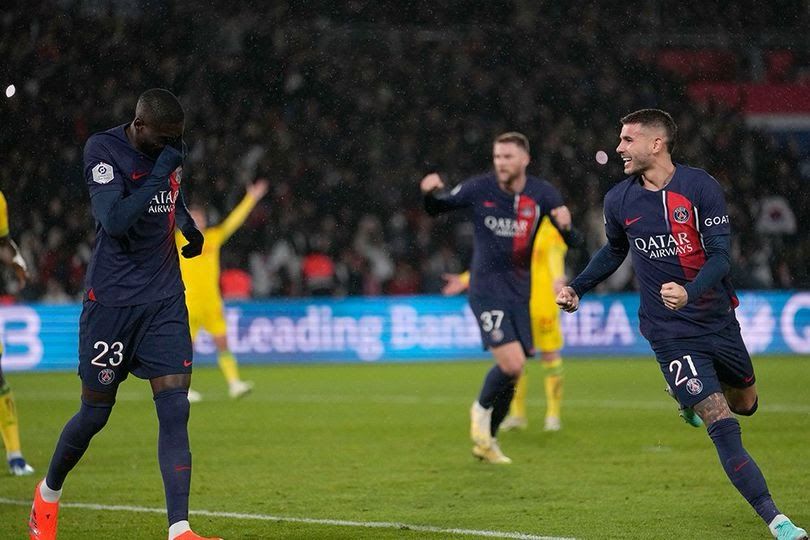 kalahkan nantes 1 2 psg kokoh di puncak liga prancis 67393