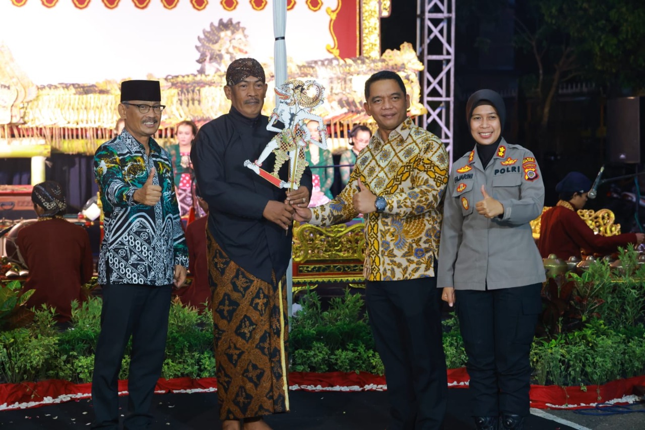 kapolda diy apresiasi prestasi polres kulonprogo di acara silaturahmi kamtibmas 52494 1