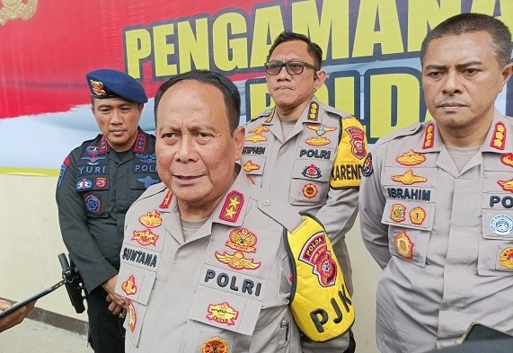 kapolda jabar imbau warga di kawasan rawan longsor untuk evakuasi 50557