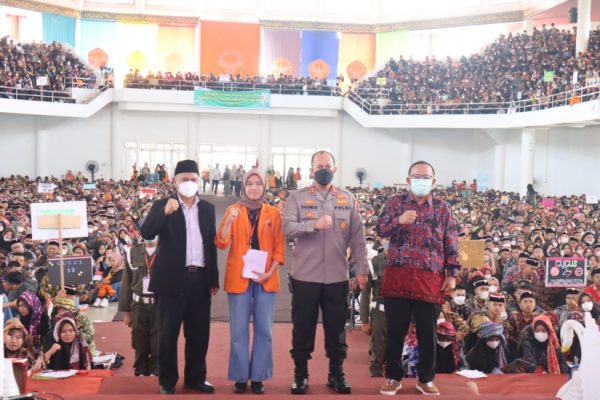 kapolda jambi kepada mahasiswa baru unja jaga persatuan dan kesatuan 48889