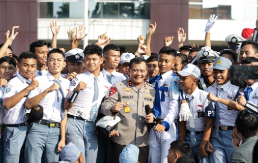 kapolda jateng pimpin apel patroli keamanan sekolah 75128