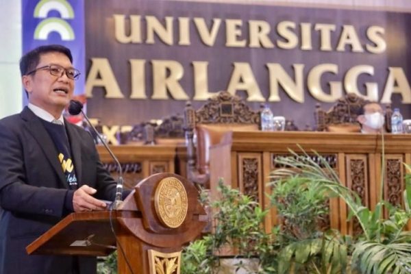 kapolda jatim berikan pembekalan wawasan kebangsaan kepada mahasiswa baru unair 49124