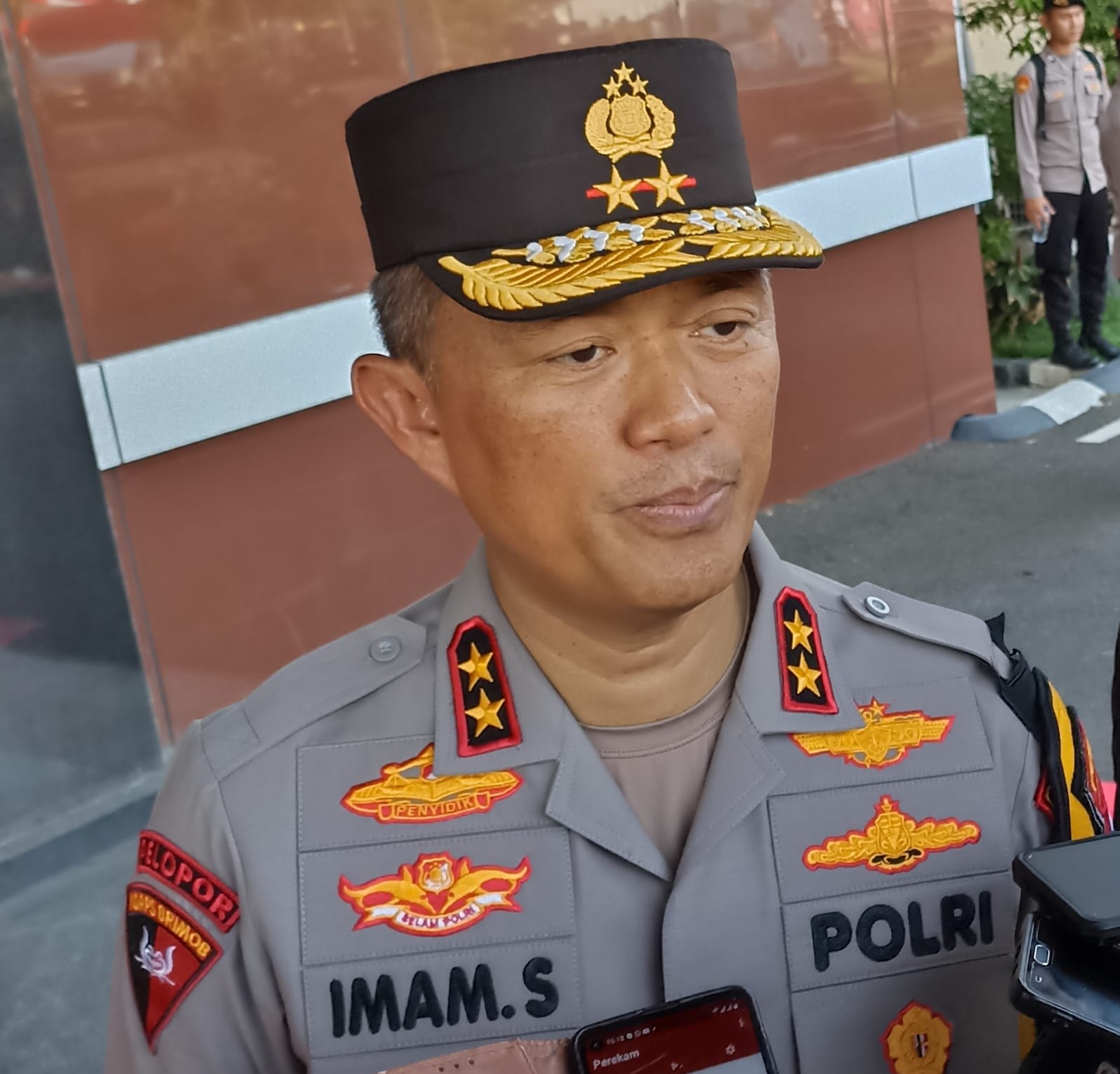 kapolda jatim terjunkan tim jihandak selidiki ledakan di rumah kpps pamekasan madura 70416 1
