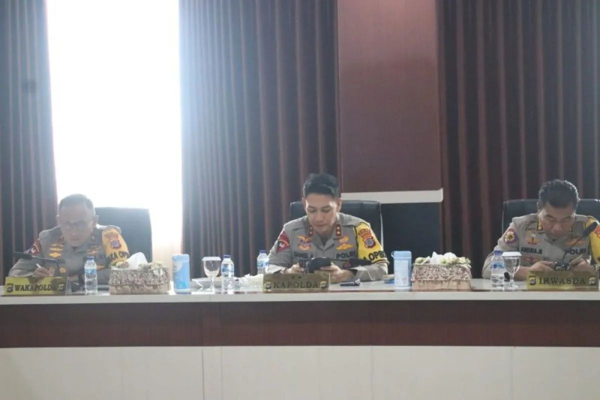 kapolda kaltara tekankan netralitas anggota dalam pilkada serentak 73583 1