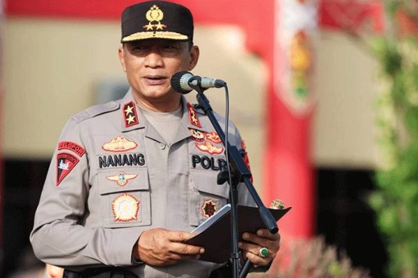 kapolda kalteng beri apresiasi kepada mahasiswa yang berunjuk rasa dengan tertib 45886 1