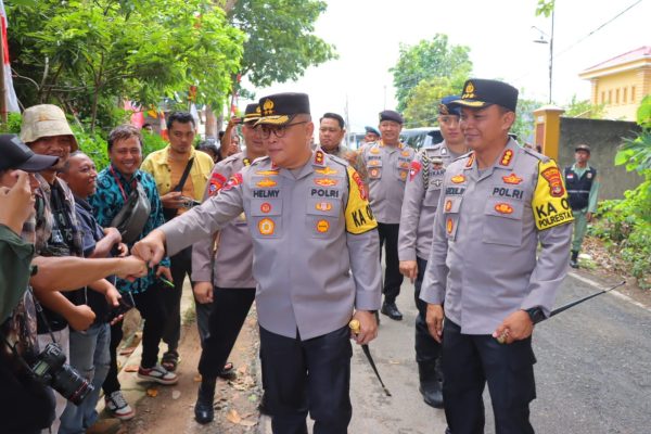 kapolda lampung pemungutan suara ulang di 6 tps berjalan aman dan kondusif 70347