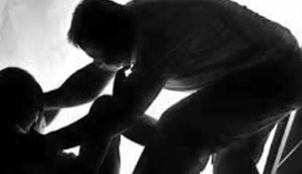 kapolda perintahkan jajaran untuk tindak tegas polisi di surabaya yang diduga cabuli anak tiri 72965