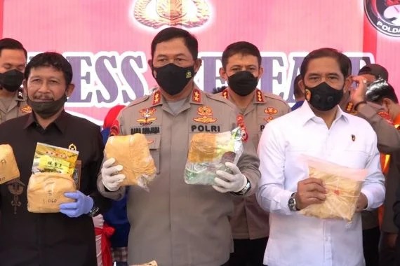 kapolda sebut sulsel masuk dalam zona merah darurat narkoba 48882