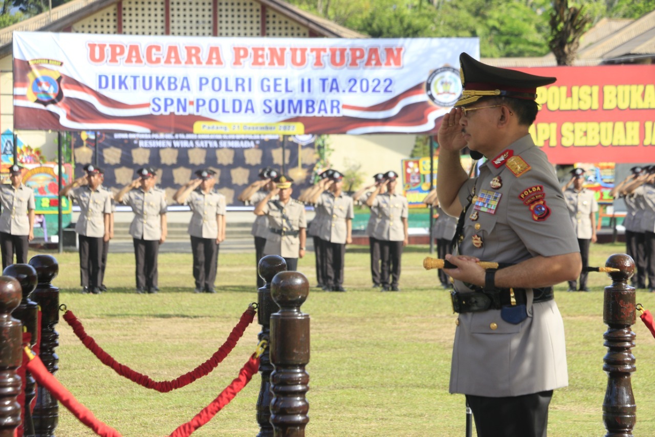 kapolda sumbar lantik 233 bintara polri gelombang ii t a 2022 52643