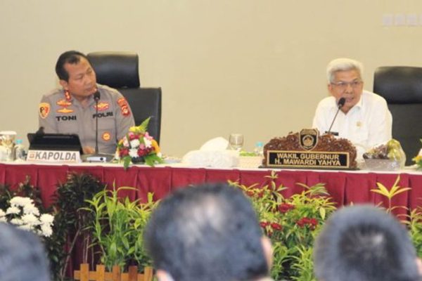 kapolda sumsel ungkap 7 734 sumur minyak ilegal ditemukan di muba 49684