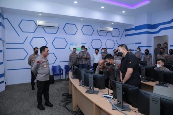kapolda sumut optimalkan aplikasi lancang kuning guna cegah karhutla 48942