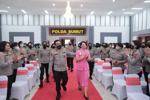 kapolda sumut tunjukkan eksistensi polwan wujudkan indonesia tangguh indonesia tumbuh 49544
