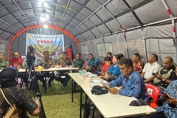 kapolresta jayapura hadir dalam rapat koordinasi penanganan gempa jayapura 54362