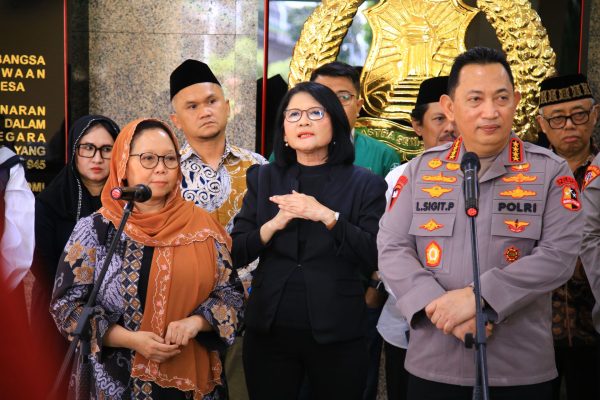 kapolri dan ketua pbnu bahas keberagaman serta isu kekerasan di pendidikan 84053