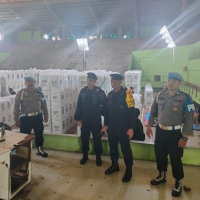 kasubsatgas phh satgas tindak omb polda bali sambangi tempat penyimpanan surat suara 70235
