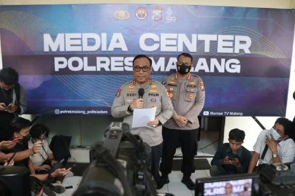 kasus kanjuruhan polisi sudah periksa 35 saksi internal dan eksternal 50388