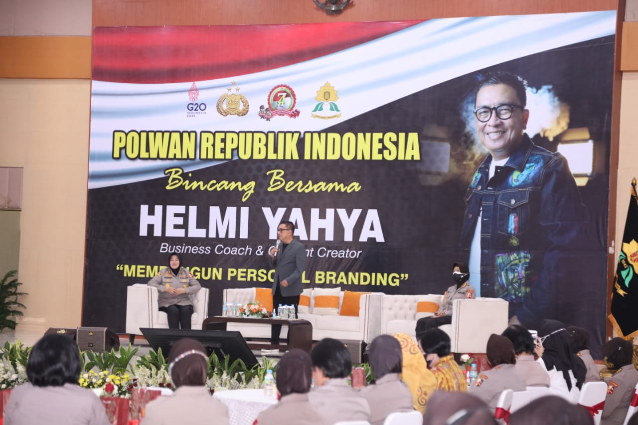 kegiatan ceramah polwan ri membangun personal branding 49155