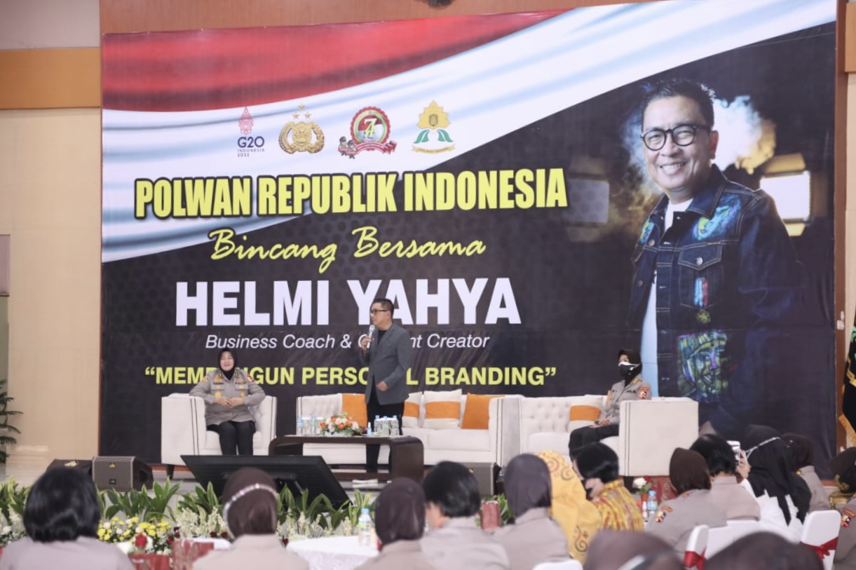 kegiatan ceramah polwan ri membangun personal branding 49160