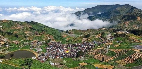 keindahan 4 desa dijuluki negeri di atas awan di indonesia yang menakjubkan 51323