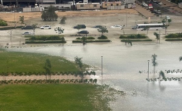 kemlu ri ungkap kondisi wni usai hujan badai dan banjir melanda dubai 72785