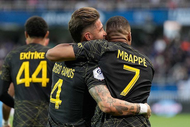kokoh di puncak liga prancis psg kalahkan troyes 3 1 57892