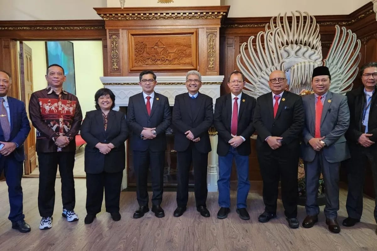 kompolnas pastikan pengamanan pemilu untuk wni di belanda berjalan lancar 69497