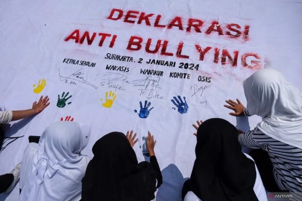 kpai minta pemda lebih masif sosialisasi regulasi cegah perundungan di satuan pendidikan 70432