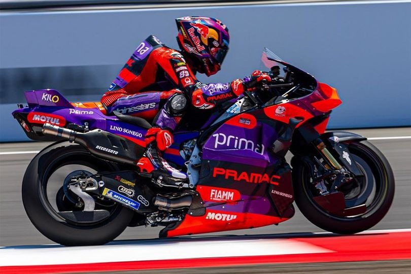 kualifikasi motogp mandalika 2024 jorge martin raih pole diikuti bezzechi 79346