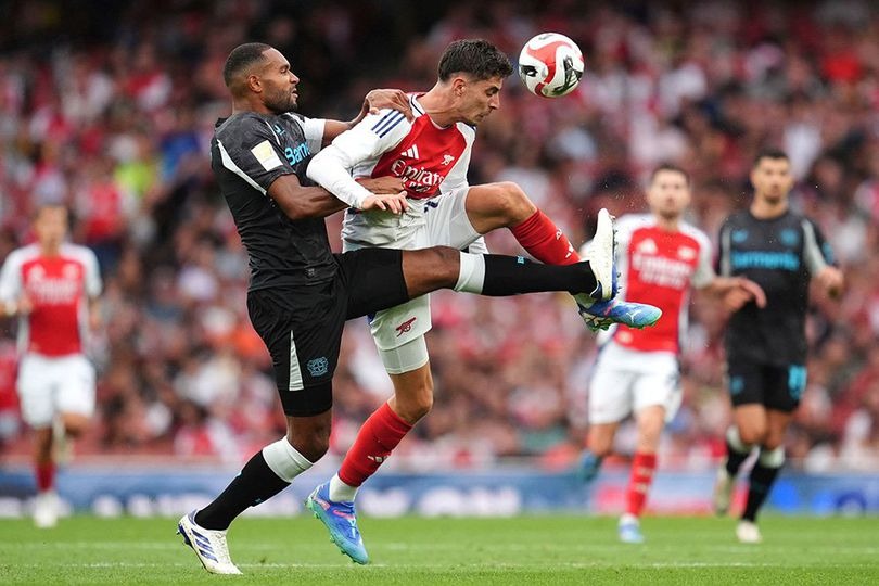 laga pamusim arsenal pesta gol 4 1 lawan bayer leverkusen 77363