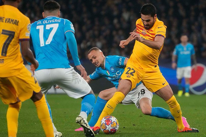 liga champions napoli berhasil tahan imbang 1 1 atas barcelona 70490