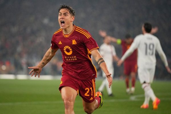 liga eropa as roma taklukkan ac milan 2 1 agg 3 1 72821