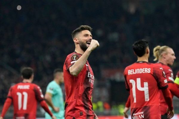 liga europa ac milan menang telak 4 2 atas slavia praha 71094