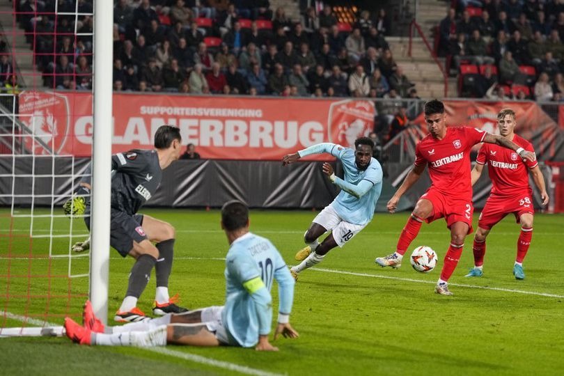 liga europa twente menelan kekalahan dari lazio 0 2 80238