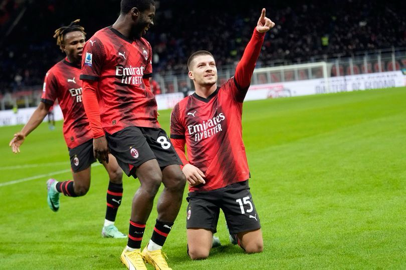 liga italia ac milan kalahkan frosinone 3 1 67053