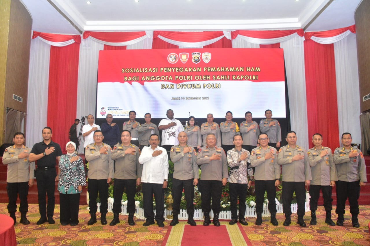 mabes polri sosialiasikan penyegaran pemahaman ham di polda jambi 63600
