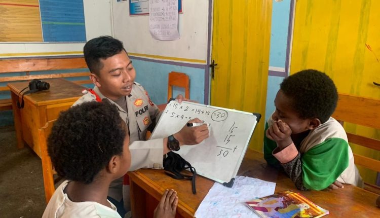 majukan pendidikan di tanah papua binmas noken jayawijaya rutin gelar si ipar 52431