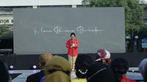 melalui kebaya menteri pppa ajak perempuan indonesia dorong kemajuan kebudayaan indonesia di kancah dunia 48019