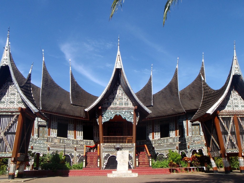 mengenal beberapa rumah adat sumatera barat 50960