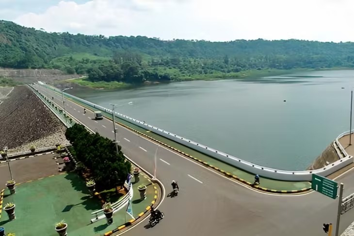 mengenal waduk cirata sebagai waduk terbesar se asia tenggara 62153
