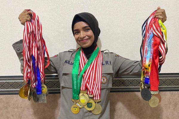mengukir prestasi menggapai mimpi seorang aulia 49509