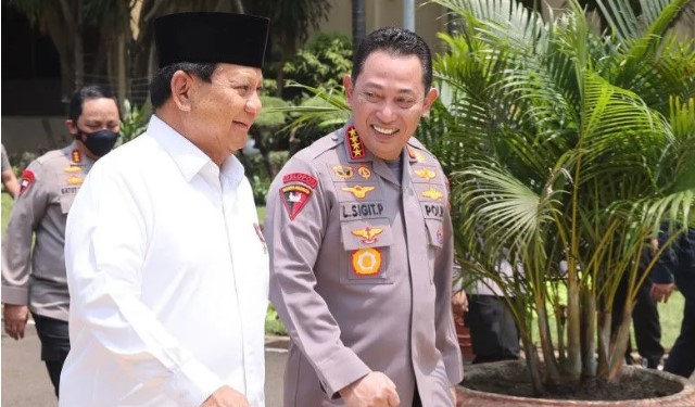 menhan ri indonesia butuh tni dan polri yang kuat 50191 1