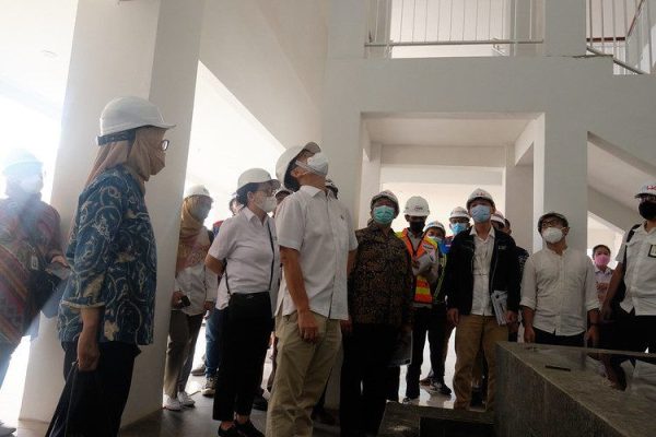 menkes ri tinjau pembangunan rumah sakit umum pusat di kota kupang 50779