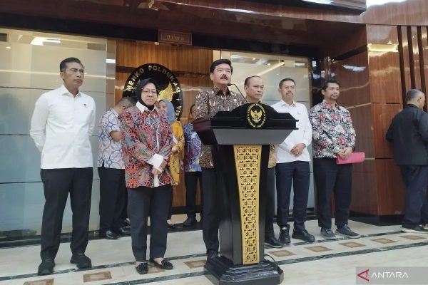 menko hadi akan bentuk satgas untuk tangani pornografi online dengan korban anak 72815