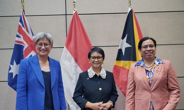 menlu indonesia australia dan timor leste bahas pentingnya pemulihan ekonomi hingga kedaulatan wilayah 50106