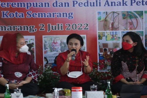 menteri pppa apresiasi komitmen dan praktik baik pemerintah kota semarang dan kelurahan petompon dalam perwujudan krppa 48020
