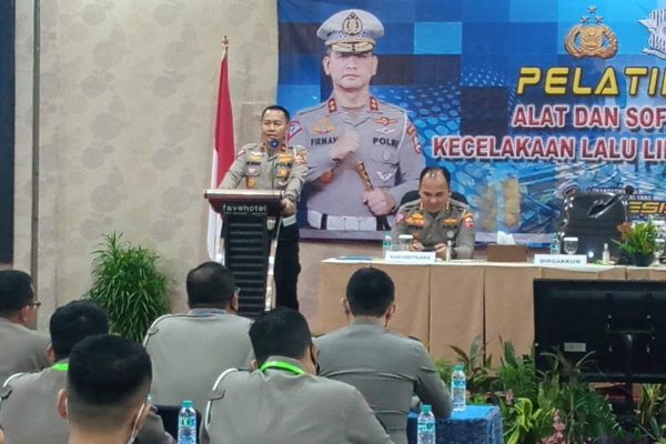 modernisasi penegakkan hukum korlantas polri gelar pelatihan alat dan software lakalantas dan olah tkp 52581