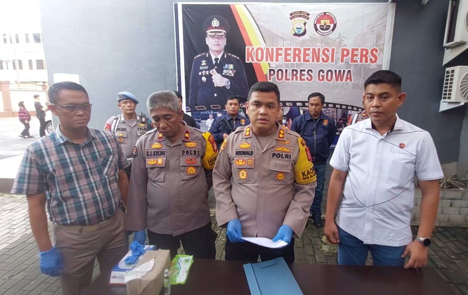 nafsu birahi usai menonton film porno ayah rudapaksa anak kandungnya sendiri di gowa 82494