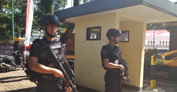 pasca penangkapan 5 anggota ji polisi tingkatkan keamanan mako 55797