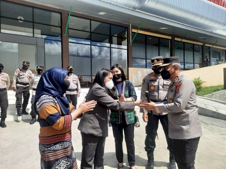 pastikan kunjungan presiden jokowi aman kapolda ntt tinjau persiapan di kabupaten ngada 47178